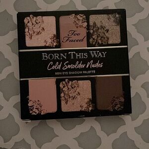 Too Faced Born This Way Cold Smolder Nudes Mini Eye Shadow Palette